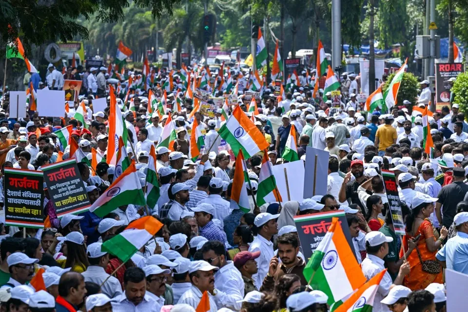 India’s Supreme Court Seeks EC Explanation Over Voter List Revision Row