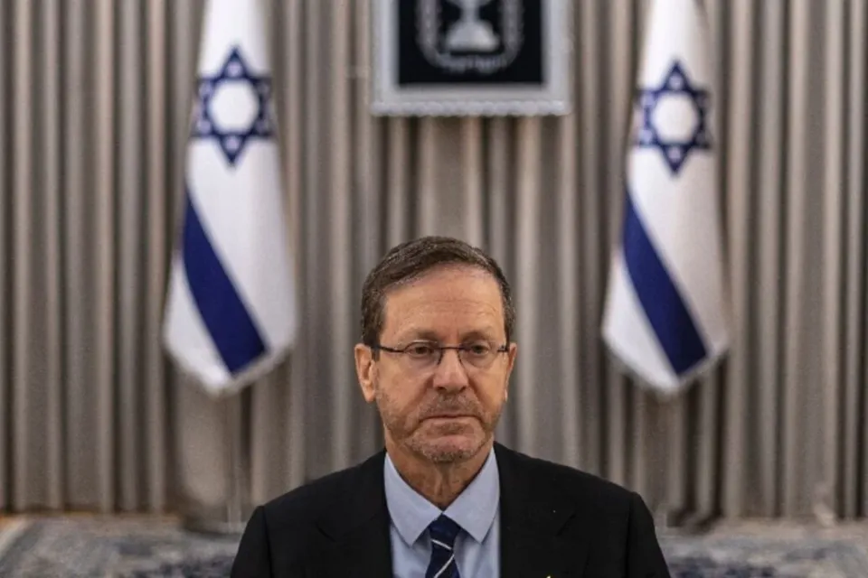 الرئيس الإسرائيلي إسحاق هرتسوغ يجري مقابلة في مقر إقامته في القدس