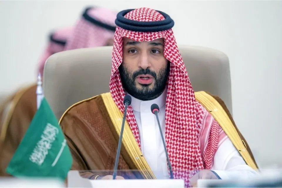 Saudi crown prince vows firm response to threats as Gulf tensions rise
