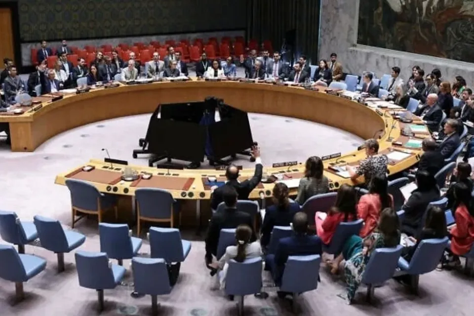 50 countries unite as UN sanctions on Iran snap back.