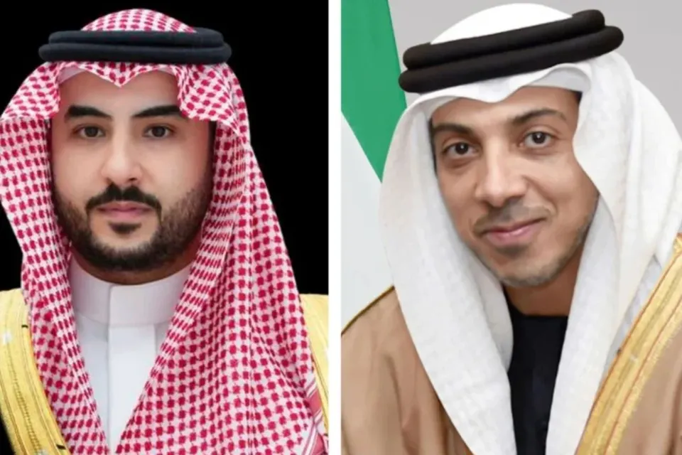 Saudi Defense Minister Prince Khalid bin Salman and UAE Vice President Sheikh Mansour bin Zayed Al-Nahyan. (SPA/WAM)