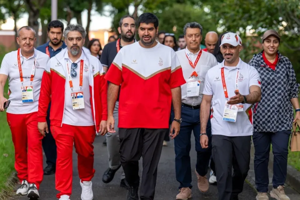 سمو الشيخ عيسى بن علي يتفقد مرافق وفد مملكة البحرين في دورة الألعاب الآسيوية