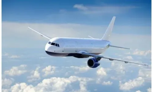 Thousands of flights axed worldwide at Christmas due to Omicron