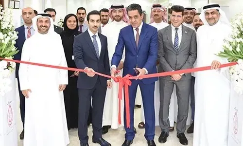 مصرف السلام يفتتح فرعه المجدد في المنامة