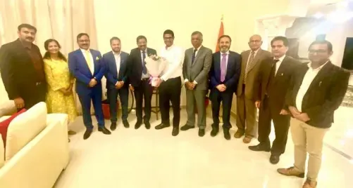السفير الهندي يتلقى ترحيباً من مسؤولي صندوق إغاثة الجالية الهندية (ICRF)