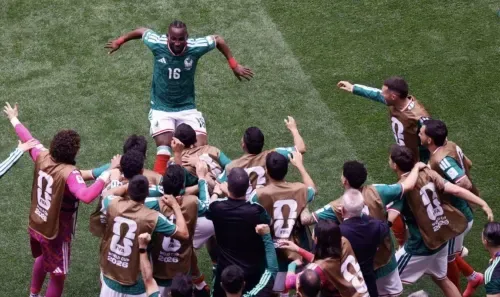 Mexico Kicks Off World Cup in Style with 2-0 Triumph