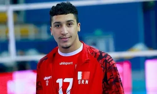 عباس لاعب البحرين يستمتع بتجربته كأصغر لاعب في البطولة