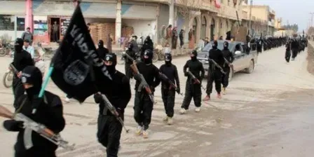 US widens sanctions on IS; 3 French, 4 British on list