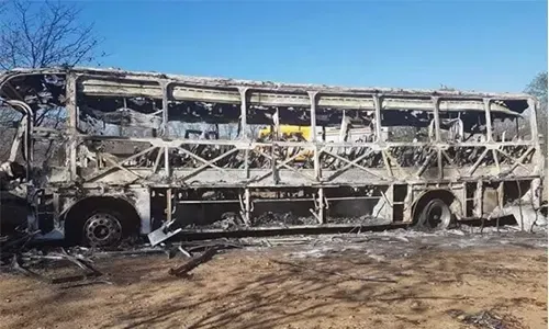 مقتل 42 شخصاً في انفجار أسطوانة غاز بحافلة في زيمبابوي