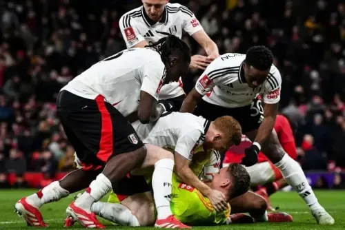 لينو يتألق ويقود فولهام لإقصاء مانشستر يونايتد حامل لقب كأس الاتحاد الإنجليزي