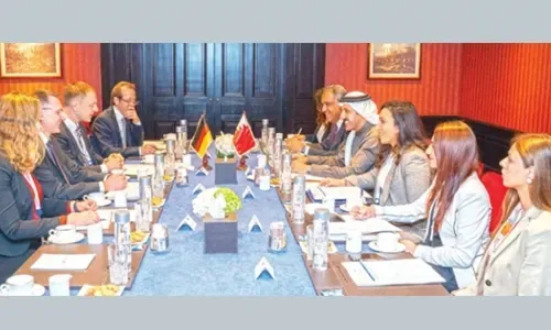 وفدان بحريني وألماني يبحثان آفاقاً جديدة للتعاون المشترك