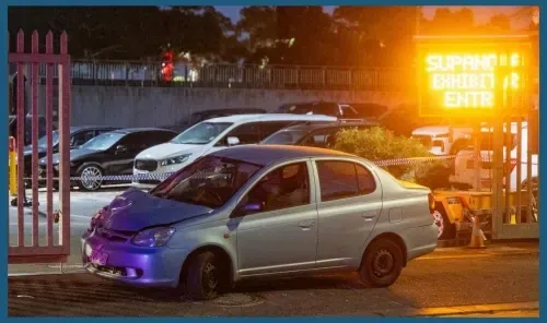 مقتل شخص وإصابة آخر بجروح خطيرة بعد اصطدام سيارة بمشاة في ملبورن