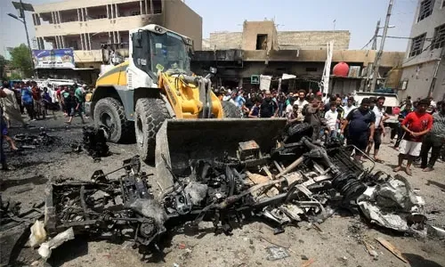 مقتل 11 شخصاً في انفجار سيارة مفخخة بمدينة الصدر في بغداد