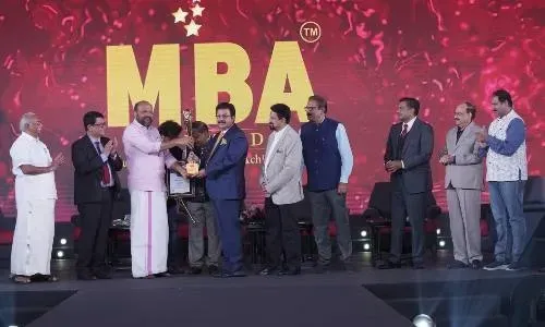 الدكتور كوريان يحصل على جائزة إنجاز الأعمال المليارية (MBA)