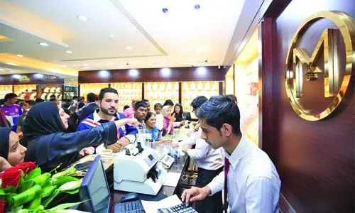 إقبال «ذهبي» في يوم «دانتيراس»