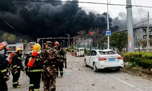 انفجار يهز مصنعاً للكيماويات شرق الصين