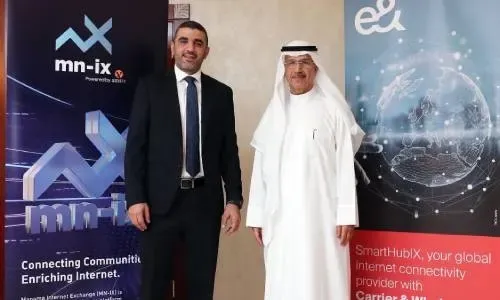 بتلكو وe& تتعاونان لربط تبادل المنامة للإنترنت وتبادل سمارت هاب للإنترنت