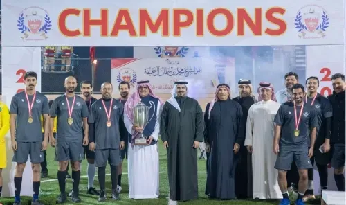 سمو الأمير محمد بن سلمان بن حمد يسلط الضوء على نجاحات الرياضة البحرينية في بطولة المدفعية الملكية الرمضانية لكرة القدم