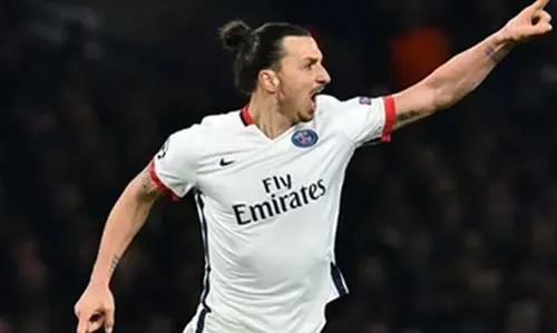 إبراهيموفيتش يتوج بجائزة أفضل لاعب في فرنسا
