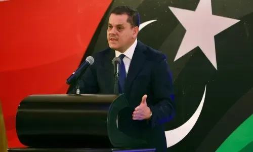 رئيس الوزراء الليبي ينجو من محاولة اغتيال