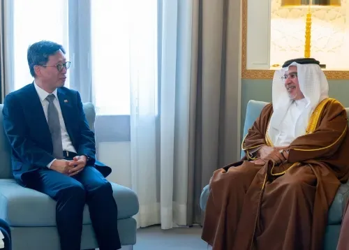صاحب السمو الملكي ولي العهد رئيس مجلس الوزراء يؤكد التزام مملكة البحرين وجمهورية كوريا بتوسيع آفاق التعاون المشترك