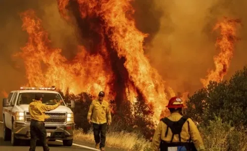 Massive Northern California wildfires rage on; 1 man dead