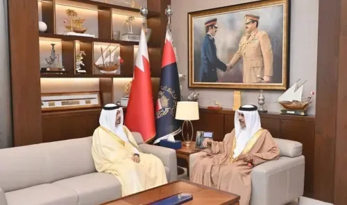 وزير الداخلية يستقبل سفير مملكة البحرين لدى المملكة العربية السعودية