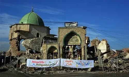 Photographers in Iraq’s Mosul snap dark days, bright futures