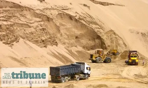 سرقة الرمال: الحكم بالسجن 3 سنوات على رجل