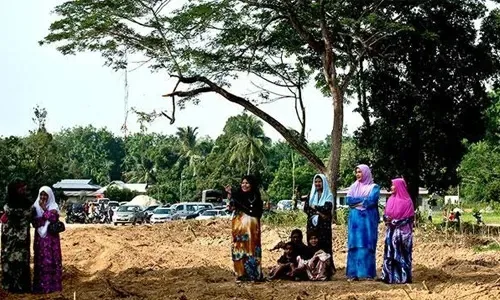 صور أقمار صناعية تظهر إحراق قرى للروهينجا في ميانمار