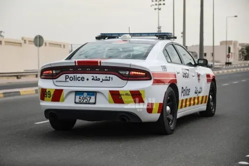 شرطة البحرين تعتقل شخصين بسبب حركات استعراضية بالتزلج على طريق عام مزدحم
