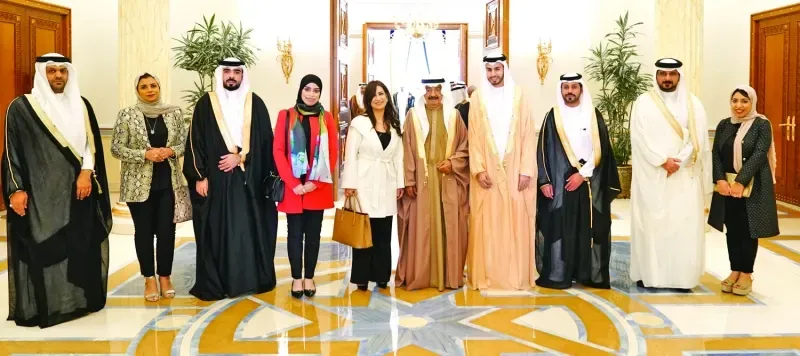 الإشادة بدور الصحفيين في الدفاع عن الوطن