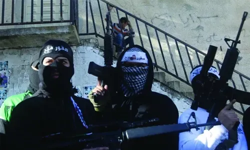 مقتل أربعة أشخاص في اشتباكات بين الشرطة الفلسطينية ومسلحين