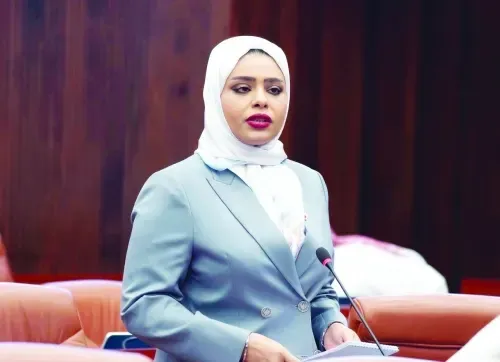 مناقشة برنامج "مستشارو المستقبل" لبحرنة الوظائف الاستشارية القانونية