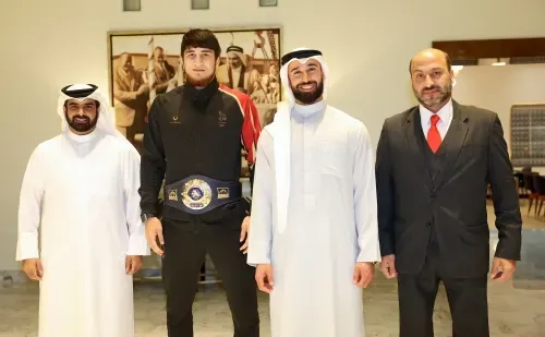 بطل العالم تاجدينوف يحظى باستقبال الأبطال
