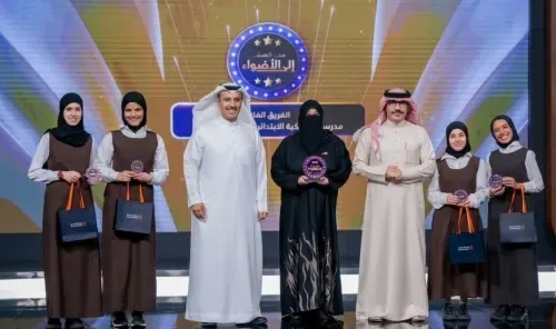 تمكين العقول الشابة