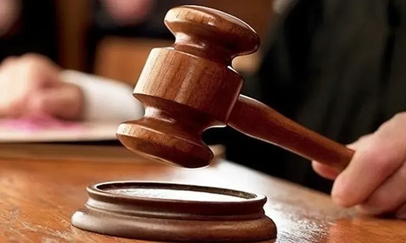 المحكمة تلزم رجلاً بدفع 180 ديناراً نفقة شهرية