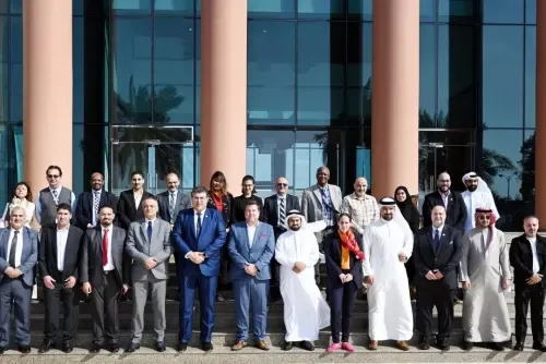 تشكيل مواهب المستقبل: ندوة في جامعة العلوم التطبيقية تربط الطلاب بقادة الصناعة الألمان