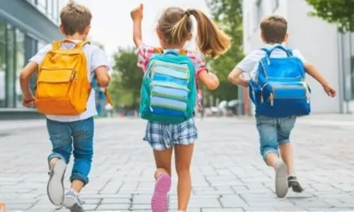 أكثر من 155 ألف طالب وطالبة يعودون إلى مقاعد الدراسة للعام الدراسي الجديد