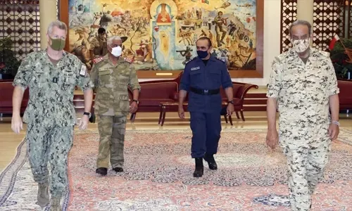 القائد العام لقوة دفاع البحرين يشيد بالعلاقات الاستراتيجية مع الولايات المتحدة