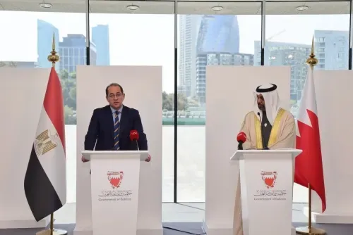 البحرين ومصر تعززان العلاقات السياحية من خلال زيادة الرحلات الجوية