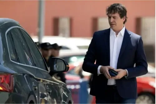 محكمة إسبانية تحظر على شقيق رئيس الوزراء تولي مناصب عامة لمدة تسع سنوات