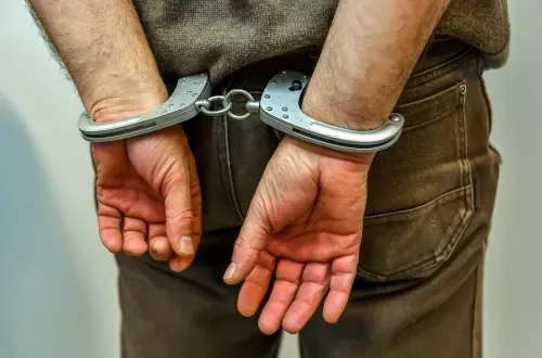 القبض على مواطن بحريني لنشره خطاب كراهية على وسائل التواصل الاجتماعي