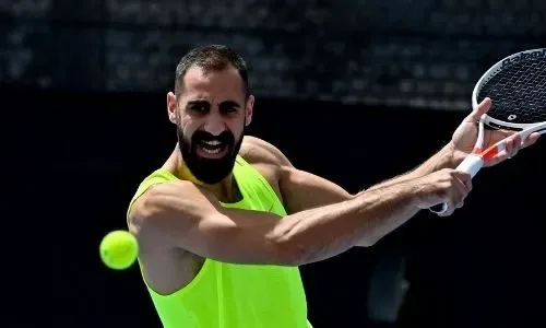 قائد يتأهل في منافسات فردي الرجال للتنس