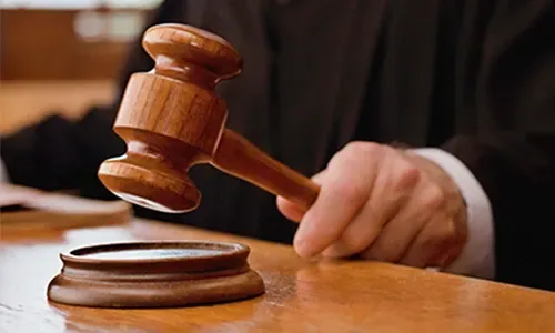 المحكمة ترفض دعوى «ادعاء حمل غير شرعي»