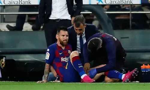 ميسي يتعرض للإصابة وبرشلونة يحقق فوزاً ضرورياً