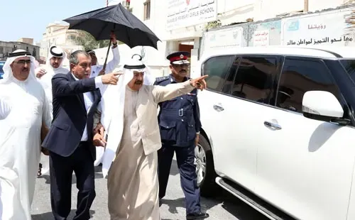 رئيس الوزراء يوجه بسرعة تحديث مدرسة في البحرين