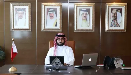الوزير واللجنة يناقشان تأسيس جمعية الطب والعلوم الرياضية