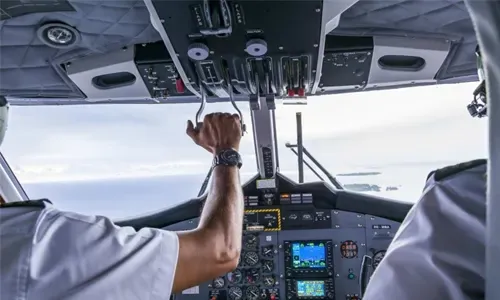 طيار مخمور يتجاوز الحد المسموح به بـ 10 أضعاف