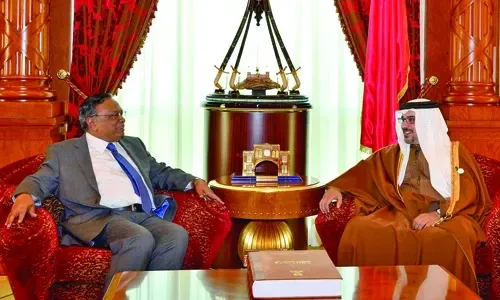 ولي العهد يشيد بالعلاقات مع بنغلاديش